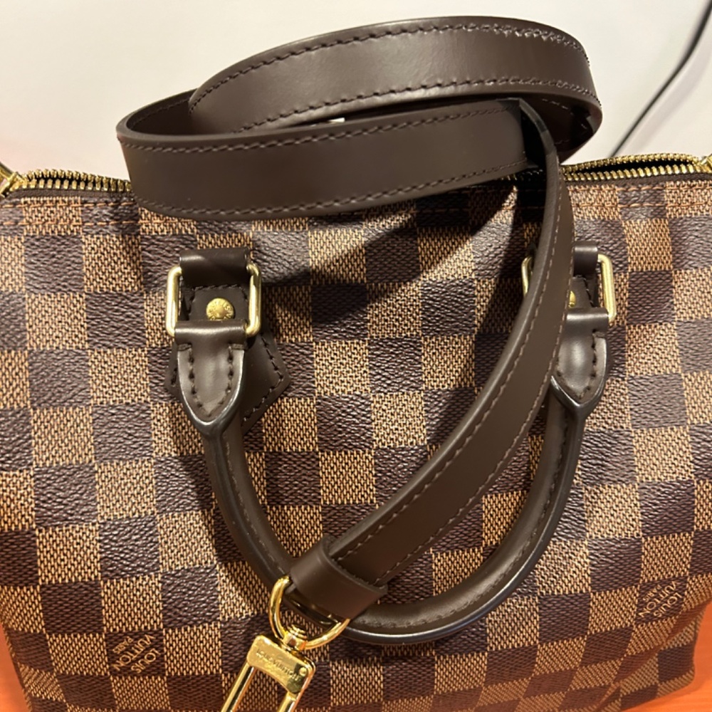 Amazing condition! - Picture 8 of 12